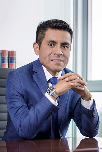 Christian Loza Avalos