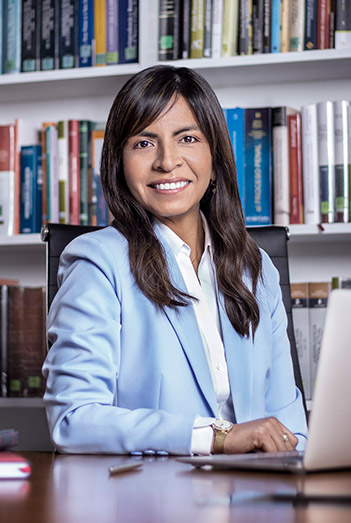 Giulliana Loza Avalos